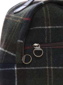 ΚΑΡΟ ΣΑΚΙΔΙΟ ΠΛΑΤΗΣ BARBOUR ΚΑΡΟ ΣΑΚΙΔΙΟ ΠΛΑΤΗΣ Καρό -ΓΥΝΑΙΚΕΙΕΣ ΤΣΑΝΤΕΣ Κατάστημα πωλήσεων 03 323