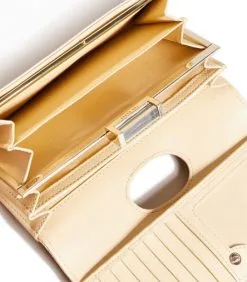 TED BAKER ΔΕΡΜΑΤΙΝΟ ΠΟΡΤΟΦΟΛΙ BITA Μπεζ 11 TED BAKER ΔΕΡΜΑΤΙΝΟ ΠΟΡΤΟΦΟΛΙ BITA Μπεζ -ΓΥΝΑΙΚΕΙΕΣ ΤΣΑΝΤΕΣ Κατάστημα πωλήσεων 04 220