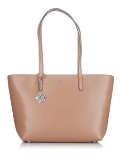 DKNY ΔΕΡΜΑΤΙΝΗ ΤΣΑΝΤΑ ΩΜΟΥ BRYANT Μπεζ 9 DKNY ΔΕΡΜΑΤΙΝΗ ΤΣΑΝΤΑ ΩΜΟΥ BRYANT Μπεζ -ΓΥΝΑΙΚΕΙΕΣ ΤΣΑΝΤΕΣ Κατάστημα πωλήσεων 10 419