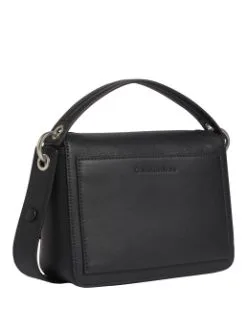 CALVIN KLEIN ΣΤΑΥΡΩΤΗ ΤΣΑΝΤΑ ΜΕ ΛΟΓΟΤΥΠΟ Μαύρο 13 CALVIN KLEIN ΣΤΑΥΡΩΤΗ ΤΣΑΝΤΑ ΜΕ ΛΟΓΟΤΥΠΟ Μαύρο -ΓΥΝΑΙΚΕΙΕΣ ΤΣΑΝΤΕΣ Κατάστημα πωλήσεων 20 875