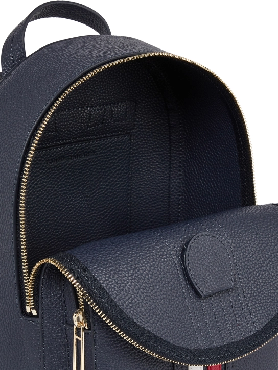 TOMMY HILFIGER ΓΥΝΑΙΚΕΙΟ ΣΑΚΙΔΙΟ ΠΛΑΤΗΣ ΜΕ SIGNATURE ΡΙΓΑ 3 TOMMY HILFIGER ΓΥΝΑΙΚΕΙΟ ΣΑΚΙΔΙΟ ΠΛΑΤΗΣ ΜΕ SIGNATURE ΡΙΓΑ - Image 3