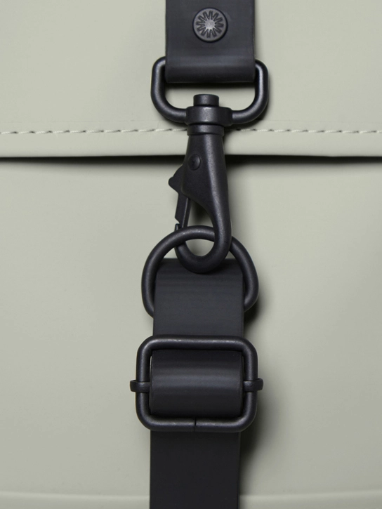 RAINS UNISEX ΣΑΚΙΔΙΟ ΠΛΑΤΗΣ Γκρι 3 RAINS UNISEX ΣΑΚΙΔΙΟ ΠΛΑΤΗΣ Γκρι - Image 3