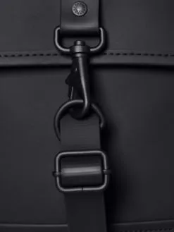 RAINS UNISEX ΣΑΚΙΔΙΟ ΠΛΑΤΗΣ Μαύρο 14 RAINS UNISEX ΣΑΚΙΔΙΟ ΠΛΑΤΗΣ Μαύρο -ΓΥΝΑΙΚΕΙΕΣ ΤΣΑΝΤΕΣ Κατάστημα πωλήσεων 30 1173