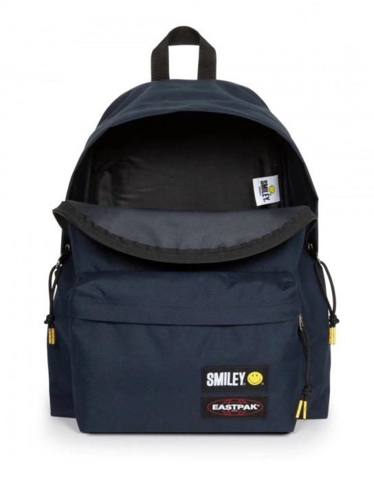 EASTPAK ΣΑΚΙΔΙΟ ΠΛΑΤΗΣ PADDED PAK'R SMILEY PATCH IN MARINE Μπλε 3 EASTPAK ΣΑΚΙΔΙΟ ΠΛΑΤΗΣ PADDED PAK'R SMILEY PATCH IN MARINE Μπλε - Image 3