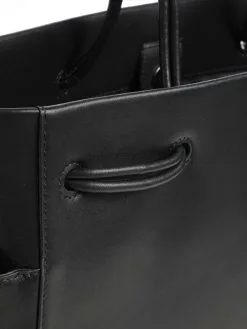 DKNY ΔΕΡΜΑΤΙΝΗ ΤΣΑΝΤΑ ΩΜΟΥ KIERA Μαύρο 10 DKNY ΔΕΡΜΑΤΙΝΗ ΤΣΑΝΤΑ ΩΜΟΥ KIERA Μαύρο -ΓΥΝΑΙΚΕΙΕΣ ΤΣΑΝΤΕΣ Κατάστημα πωλήσεων 30 384