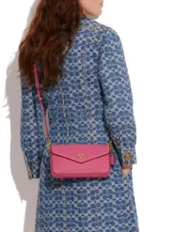 COACH ΔΕΡΜΑΤΙΝΗ ΣΤΑΥΡΩΤΗ ΤΣΑΝΤΑ Φούξια 11 COACH ΔΕΡΜΑΤΙΝΗ ΣΤΑΥΡΩΤΗ ΤΣΑΝΤΑ Φούξια -ΓΥΝΑΙΚΕΙΕΣ ΤΣΑΝΤΕΣ Κατάστημα πωλήσεων 30 731