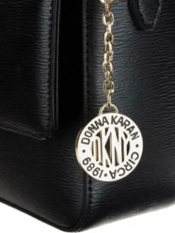 DKNY ΔΕΡΜΑΤΙΝΗ ΣΤΑΥΡΩΤΗ ΤΣΑΝΤΑ BRYANT Μαύρο 29 DKNY ΔΕΡΜΑΤΙΝΗ ΣΤΑΥΡΩΤΗ ΤΣΑΝΤΑ BRYANT Μαύρο -ΓΥΝΑΙΚΕΙΕΣ ΤΣΑΝΤΕΣ Κατάστημα πωλήσεων 30 849