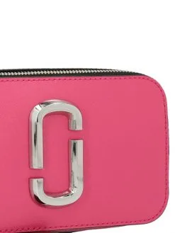 MARC JACOBS ΔΕΡΜΑΤΙΝΗ ΣΤΑΥΡΩΤΗ ΤΣΑΝΤΑ SNAPSHOT Φούξια 8 MARC JACOBS ΔΕΡΜΑΤΙΝΗ ΣΤΑΥΡΩΤΗ ΤΣΑΝΤΑ SNAPSHOT Φούξια -ΓΥΝΑΙΚΕΙΕΣ ΤΣΑΝΤΕΣ Κατάστημα πωλήσεων 30 958