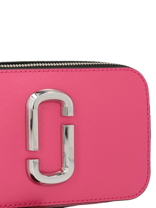 MARC JACOBS ΔΕΡΜΑΤΙΝΗ ΣΤΑΥΡΩΤΗ ΤΣΑΝΤΑ SNAPSHOT Φούξια 3 MARC JACOBS ΔΕΡΜΑΤΙΝΗ ΣΤΑΥΡΩΤΗ ΤΣΑΝΤΑ SNAPSHOT Φούξια - Image 3