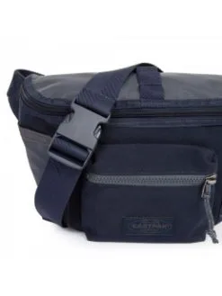 EASTPAK ΤΣΑΝΤΑΚΙ ΜΕΣΗΣ CIAN Μπλε 18 EASTPAK ΤΣΑΝΤΑΚΙ ΜΕΣΗΣ CIAN Μπλε -ΓΥΝΑΙΚΕΙΕΣ ΤΣΑΝΤΕΣ Κατάστημα πωλήσεων 40 1013