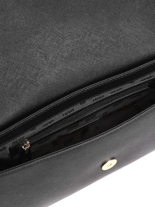 DKNY ΔΕΡΜΑΤΙΝΗ ΤΣΑΝΤΑ ΩΜΟΥ CAROL Μαύρο 4 DKNY ΔΕΡΜΑΤΙΝΗ ΤΣΑΝΤΑ ΩΜΟΥ CAROL Μαύρο - Image 4