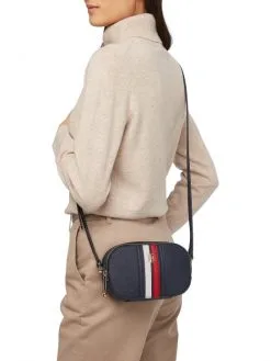 TOMMY HILFIGER ΓΥΝΑΙΚΕΙΑ ΤΣΑΝΤΑ ΧΙΑΣΤΙ ΜΕ SIGNATURE ΡΙΓΑ -ΓΥΝΑΙΚΕΙΕΣ ΤΣΑΝΤΕΣ Κατάστημα πωλήσεων 40 580