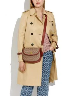 COACH ΣΤΑΥΡΩΤΗ ΤΣΑΝΤΑ ΜΕ ΛΟΓΟΤΥΠΟ Καφέ 11 COACH ΣΤΑΥΡΩΤΗ ΤΣΑΝΤΑ ΜΕ ΛΟΓΟΤΥΠΟ Καφέ -ΓΥΝΑΙΚΕΙΕΣ ΤΣΑΝΤΕΣ Κατάστημα πωλήσεων 40 644