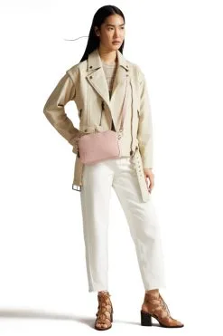 TED BAKER ΔΕΡΜΑΤΙΝΗ ΣΤΑΥΡΩΤΗ ΤΣΑΝΤΑ DARCELO Ροζ 11 TED BAKER ΔΕΡΜΑΤΙΝΗ ΣΤΑΥΡΩΤΗ ΤΣΑΝΤΑ DARCELO Ροζ -ΓΥΝΑΙΚΕΙΕΣ ΤΣΑΝΤΕΣ Κατάστημα πωλήσεων 40 764