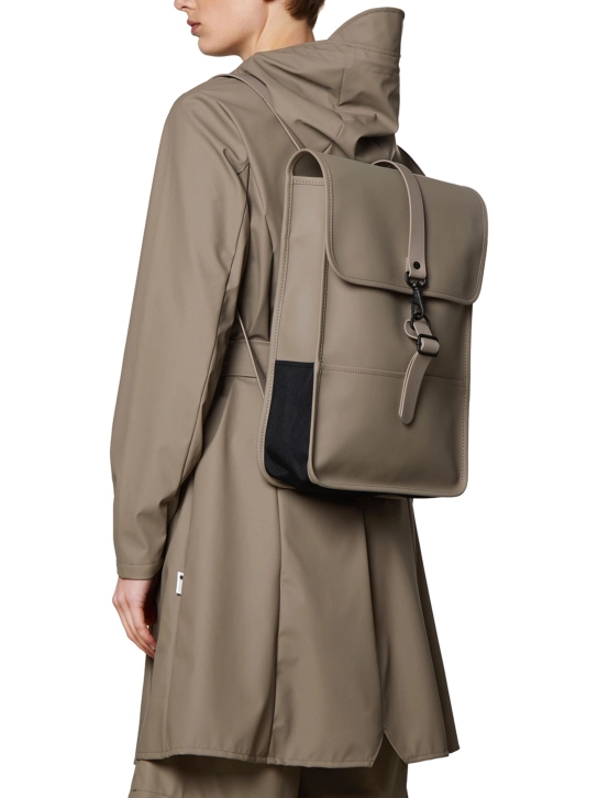 RAINS UNISEX ΣΑΚΙΔΙΟ ΠΛΑΤΗΣ MINI Μπεζ 5 RAINS UNISEX ΣΑΚΙΔΙΟ ΠΛΑΤΗΣ MINI Μπεζ - Image 5